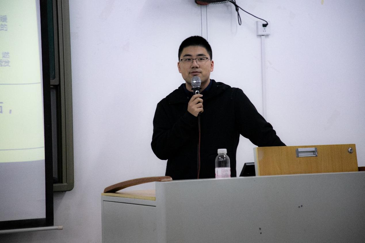 古佳根老师首先介绍了当前严峻的就业形